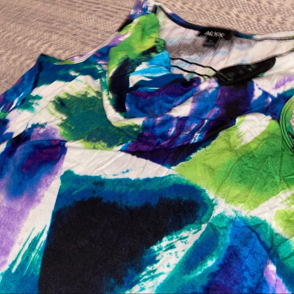 Multicolor Tunic Tank - Picture 2 of 5